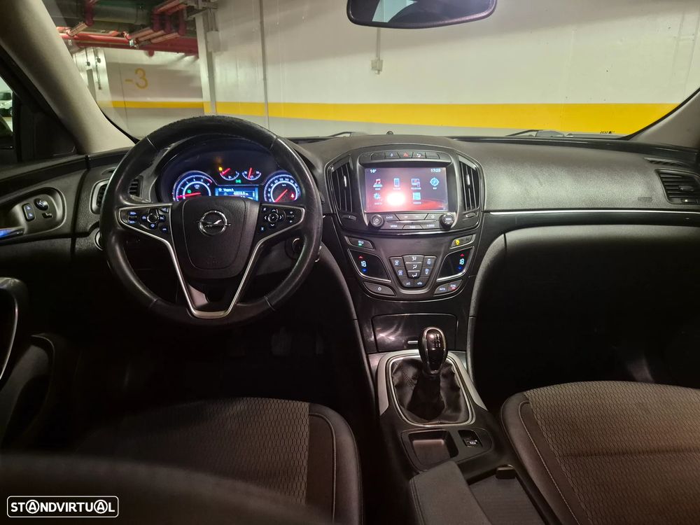 Opel Insignia Sports Tourer 1.6 ECOTEC Exclusive - 31