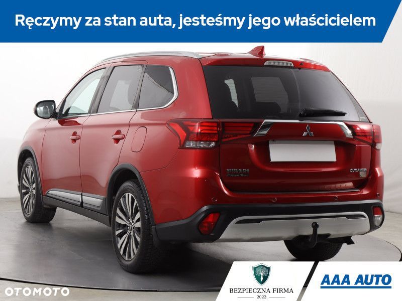 Mitsubishi Outlander - 5