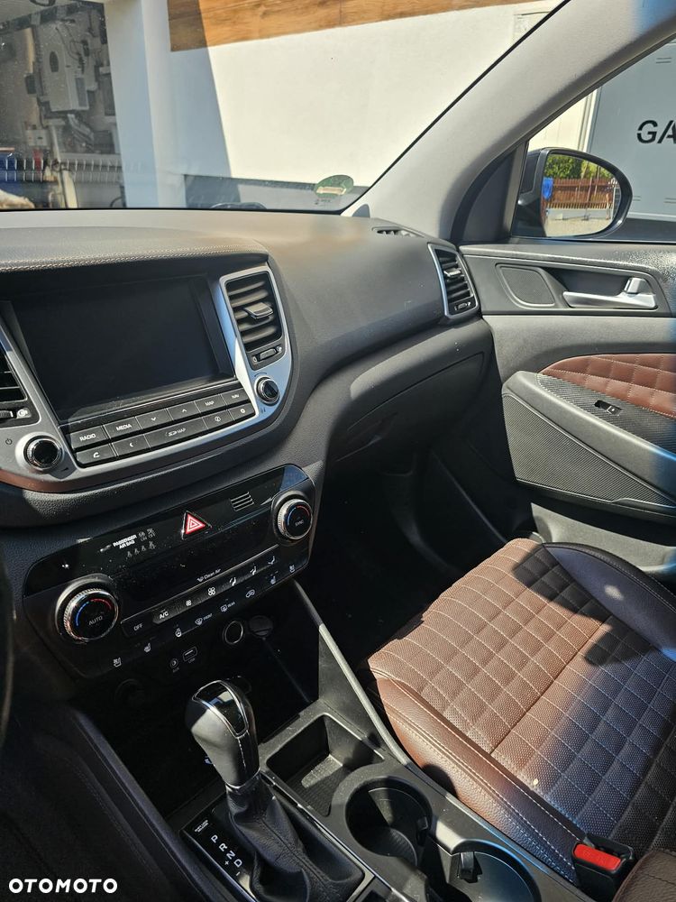 Hyundai Tucson 2.0 CRDI Premium 4WD - 8