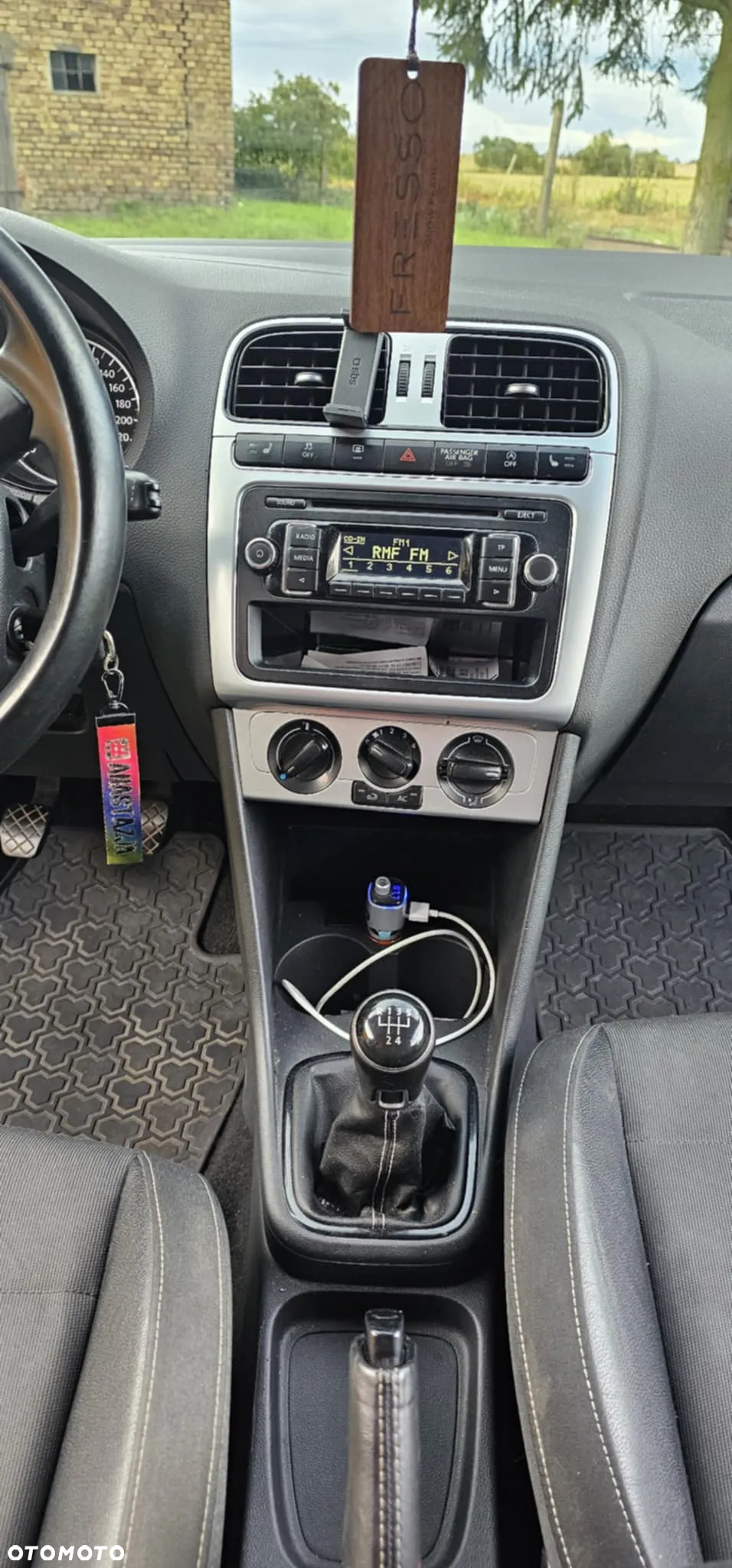 Volkswagen Polo - 9