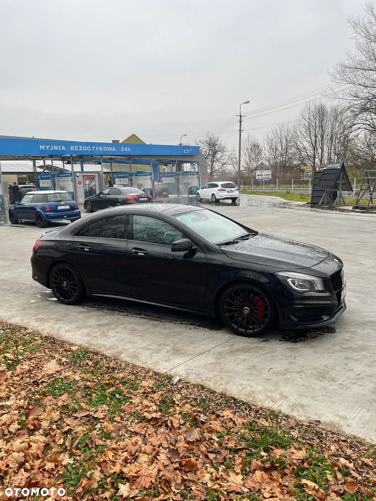 Mercedes-Benz CLA 45 AMG 4-Matic - 2