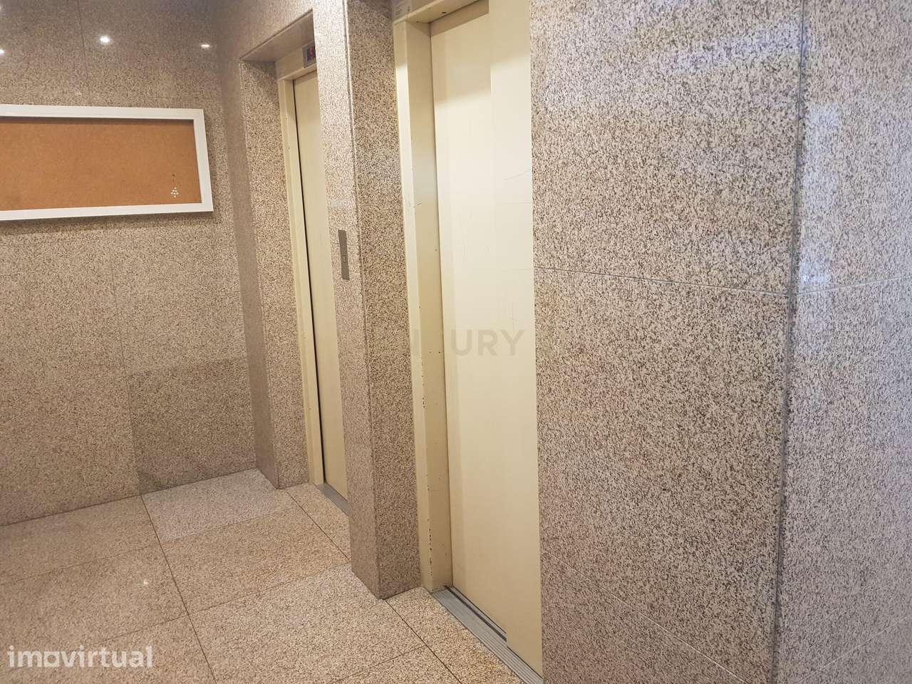 Apartamento T2 com Varanda em Nogueira - Braga - Grande imagem: 4/31