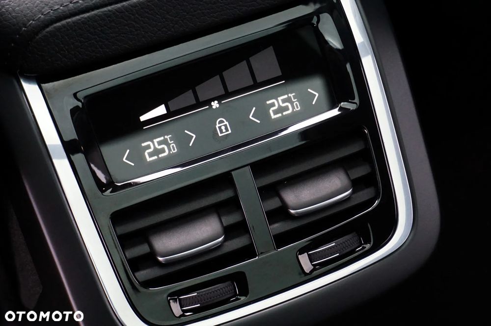 Volvo XC 60 B4 D Geartronic Inscription - 26