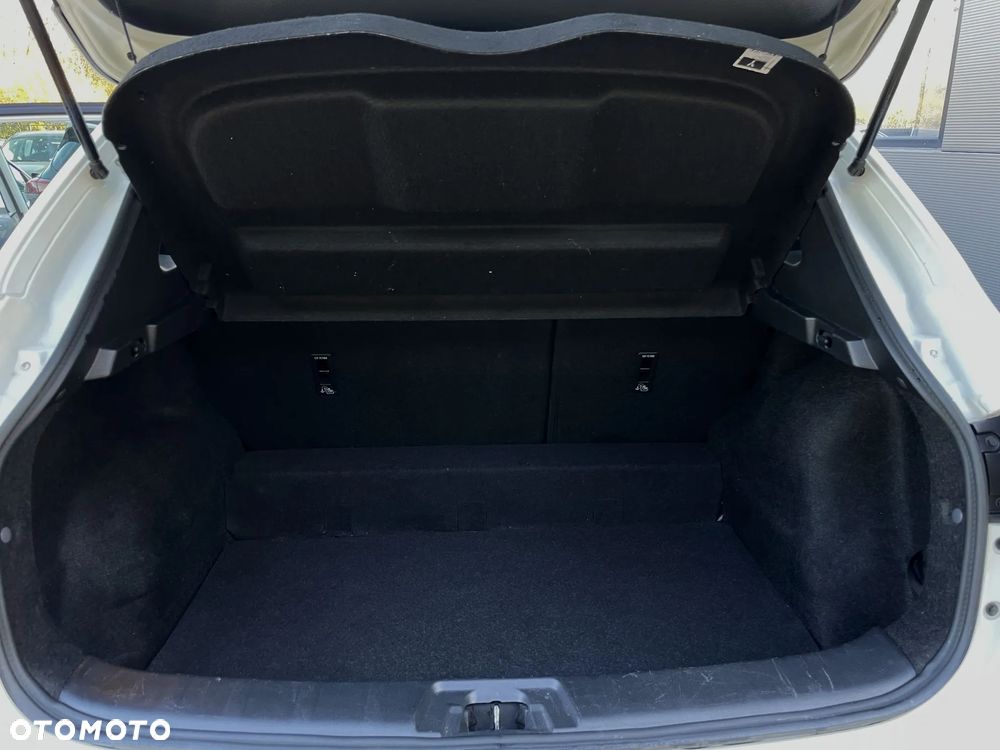 Nissan Qashqai 1.5 dCi N-CONNECTA - 37