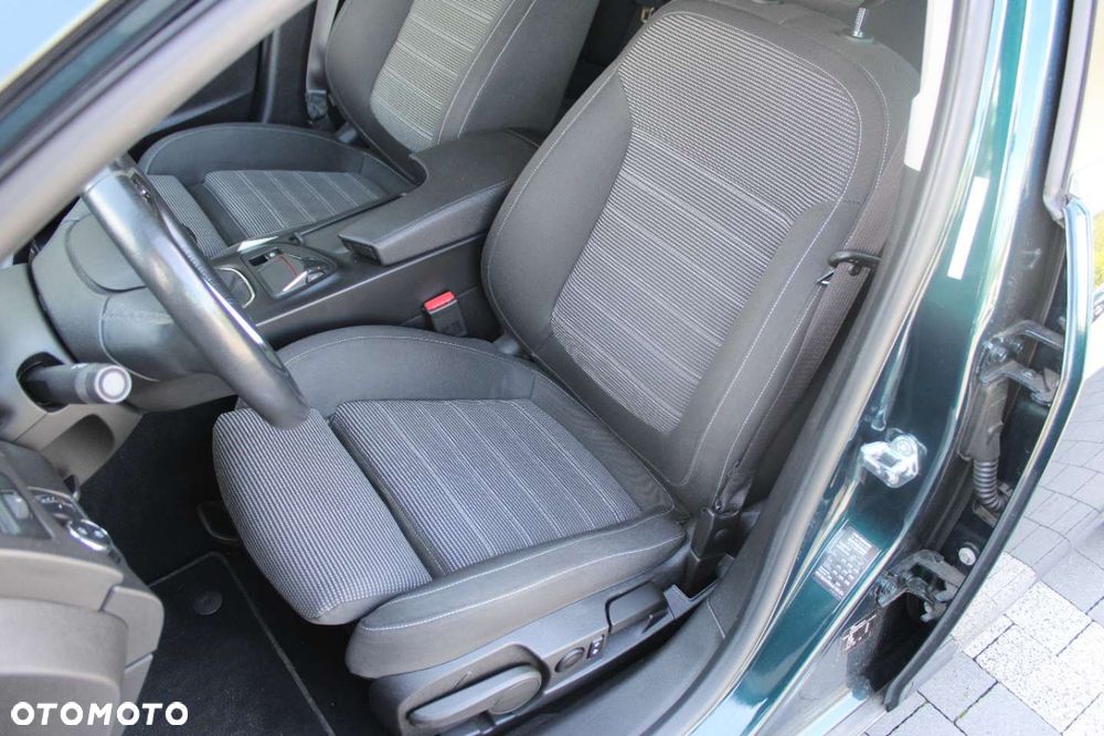 Opel Insignia - 18