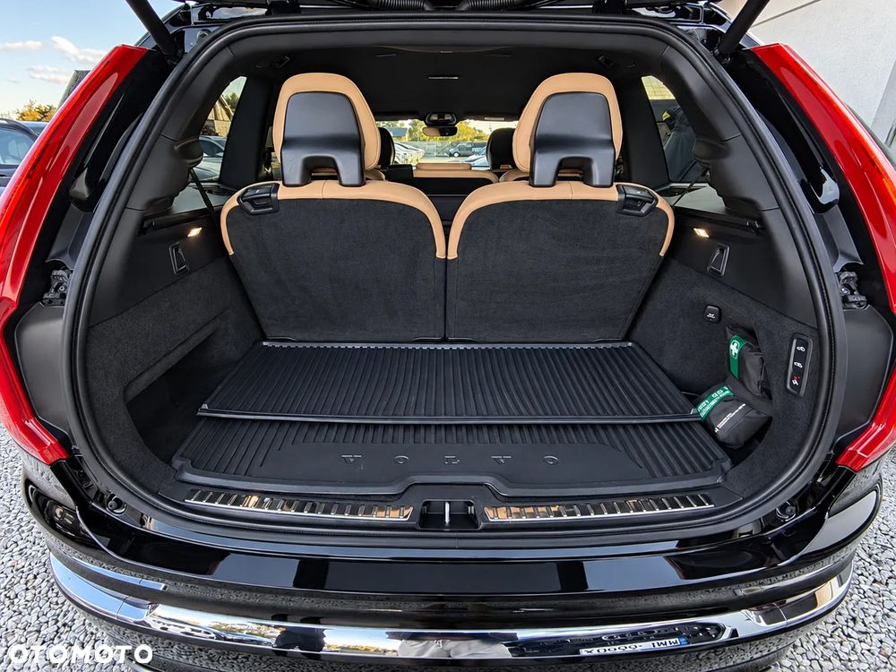 Volvo XC 90 D5 AWD Inscription 7os - 33