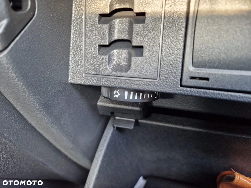 Volkswagen Tiguan - 30