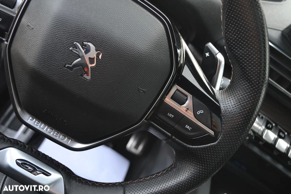 Peugeot 3008 PHEV EAT8 4X4 GT Pack - 12