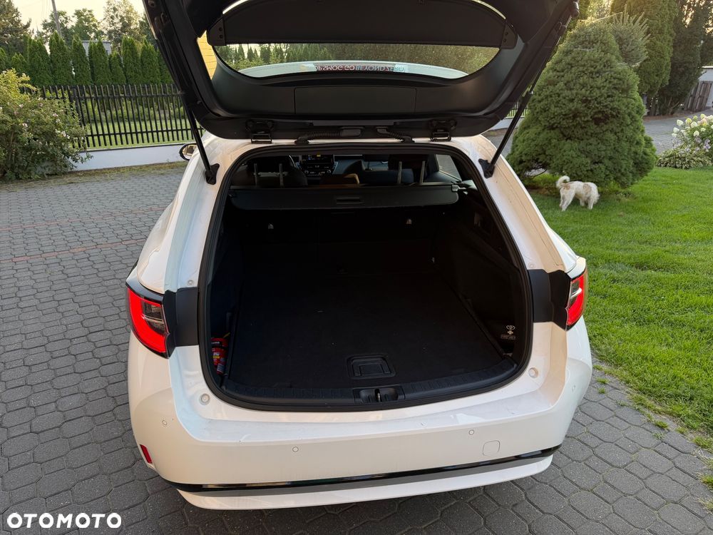 Toyota Corolla 1.8 Hybrid Comfort - 22