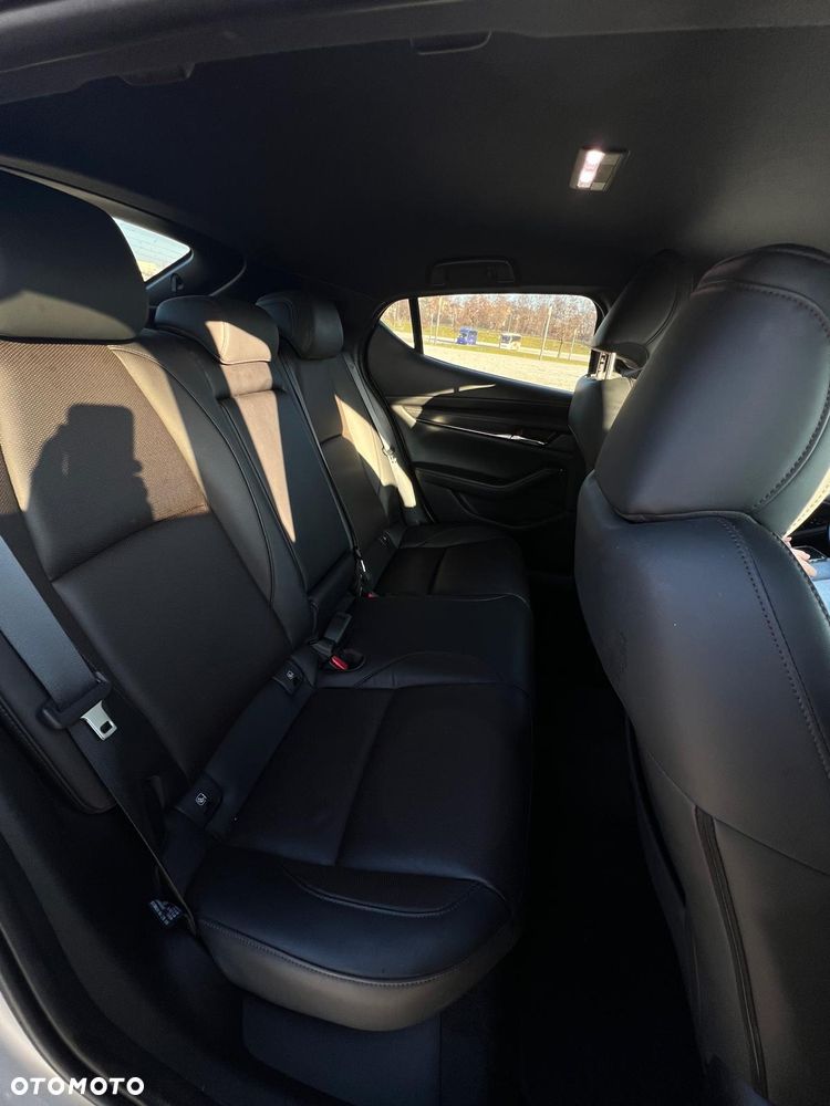 Mazda 3 2.0 mHEV Kanjo - 10