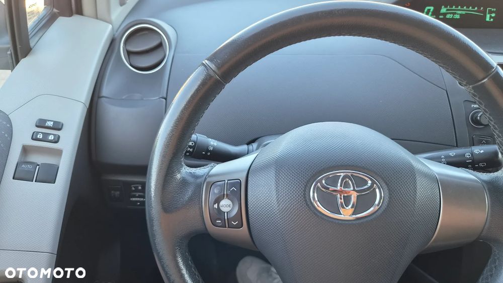 Toyota Yaris 1.33 Sol - 13