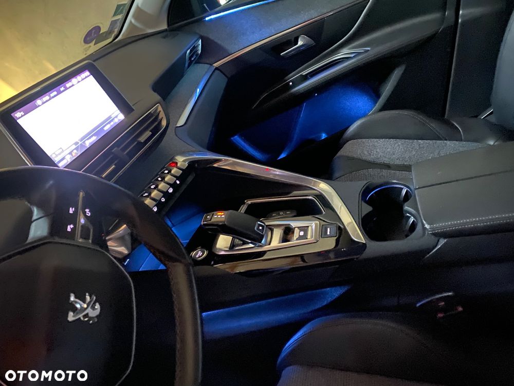 Peugeot 3008 PureTech 130 Stop & Start GPF EAT8 Allure Business-Paket - 16