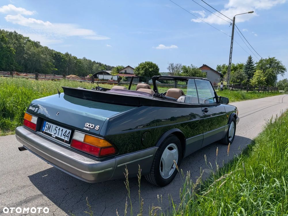Saab 900 - 3