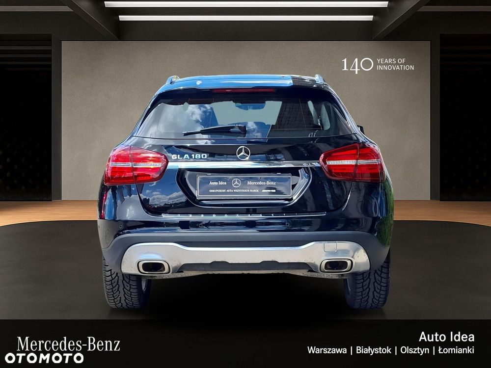 Mercedes-Benz GLA 180 7G-DCT Urban - 5