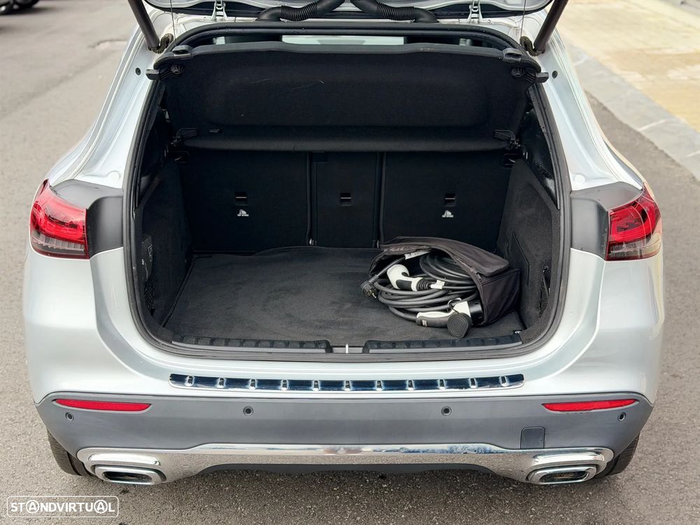 Mercedes-Benz GLA 250 e Progressive - 11
