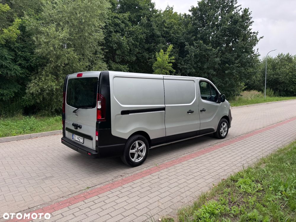 Opel Vivaro - 4