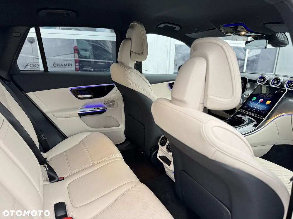 Mercedes-Benz GLC 200 4Matic 9G-TRONIC Avantgarde Advanced - 18