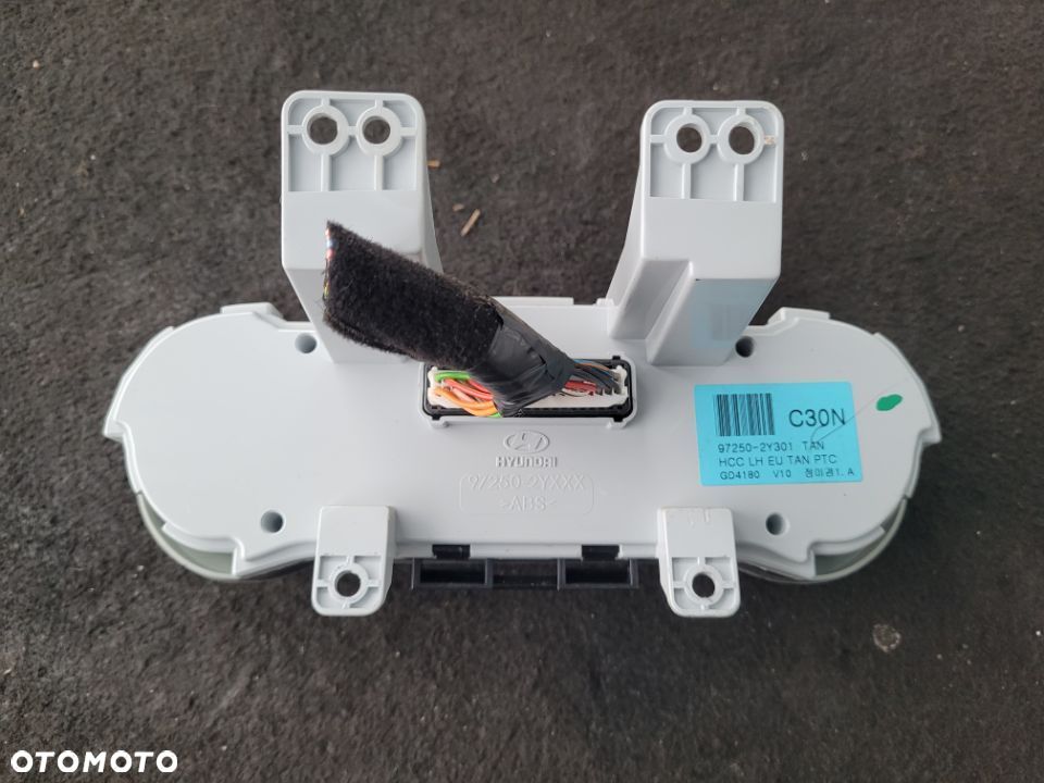 Panel klimatyzacji nawiewu 97250-2y301 Hyundai IX35 - 2