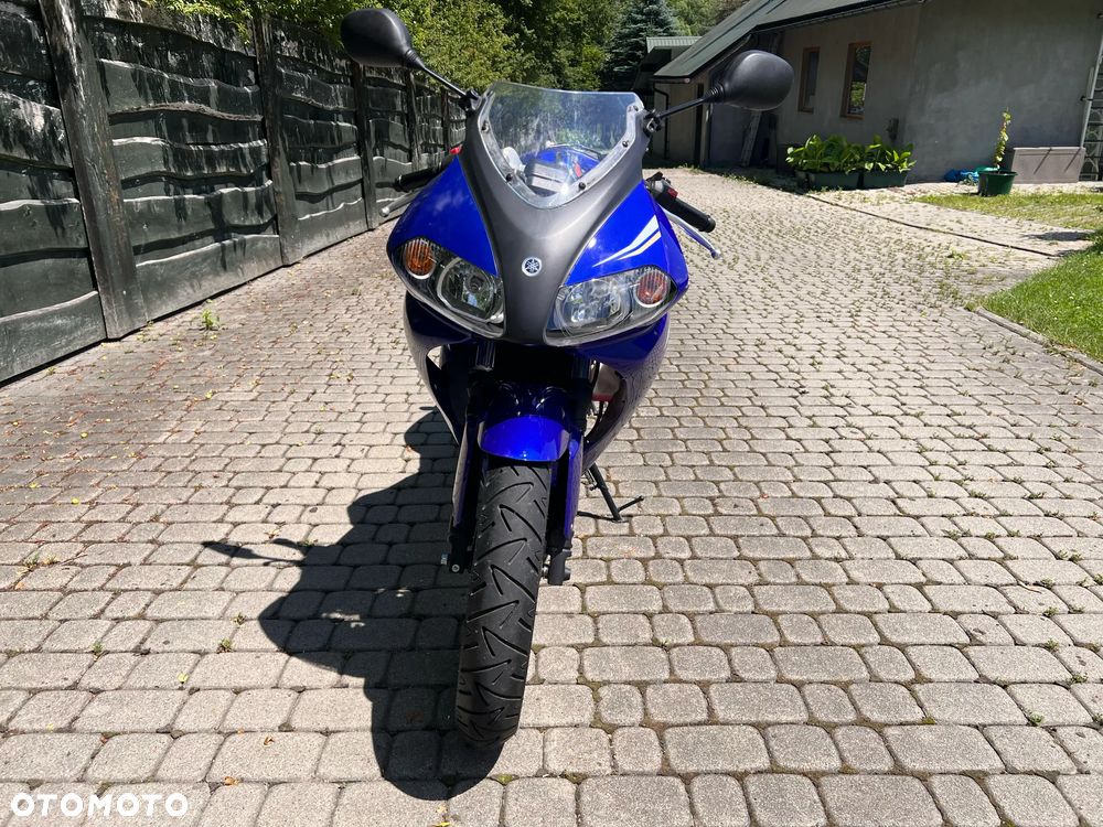 Yamaha TZR - 6