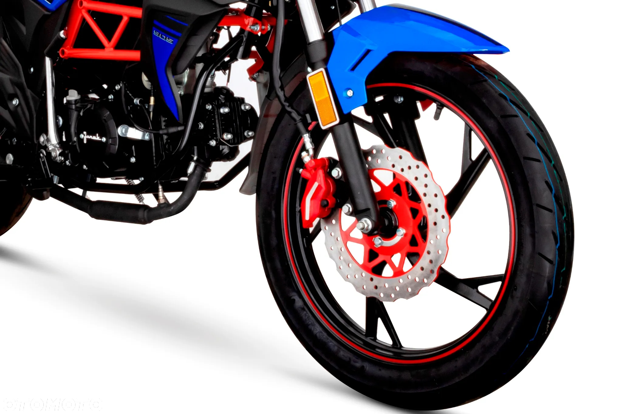 Junak 905 - 4