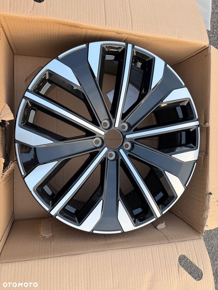VOLVO XC60 II V60  8,5X21 ET49,5 5x108 32410093 - 1