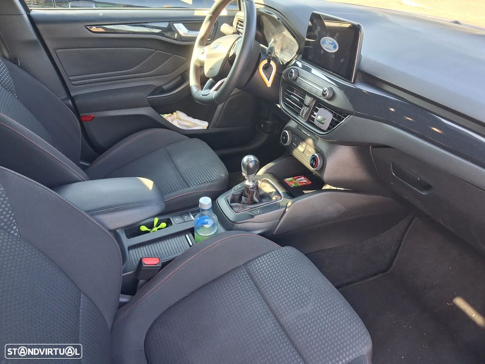 Ford Focus SW 1.0 EcoBoost MHEV ST-Line - 10