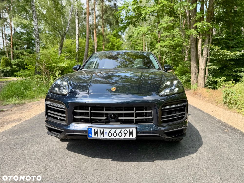 Porsche Cayenne Coupe GTS - 7