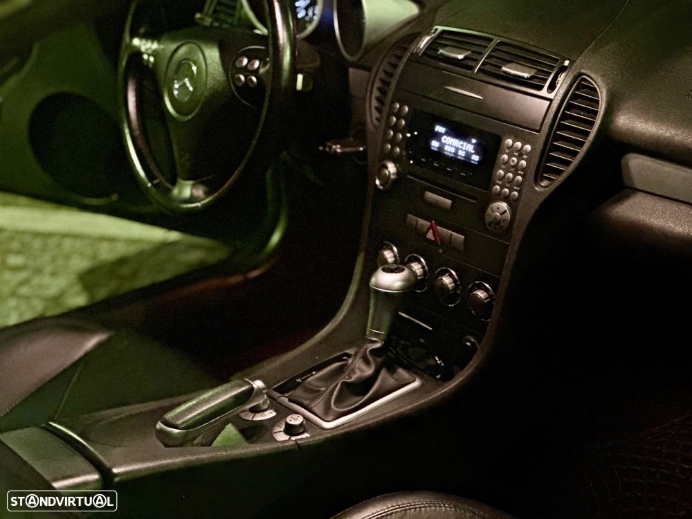 Mercedes-Benz SLK 200 - 15