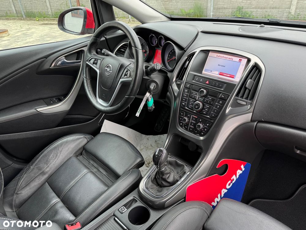 Opel Astra 1.6 Turbo Edition - 23