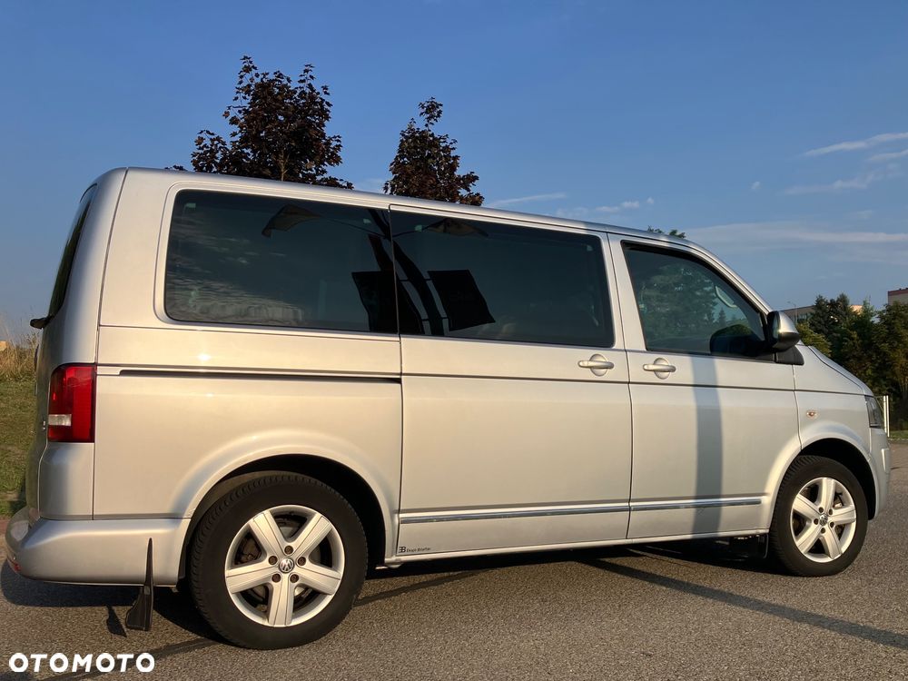Volkswagen Multivan - 2