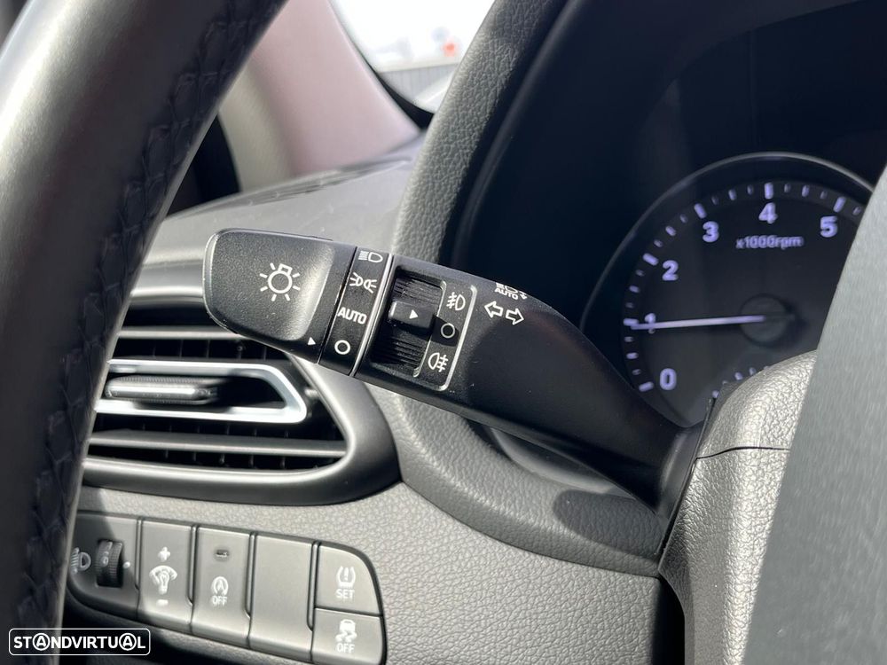 Hyundai i30 SW - 23