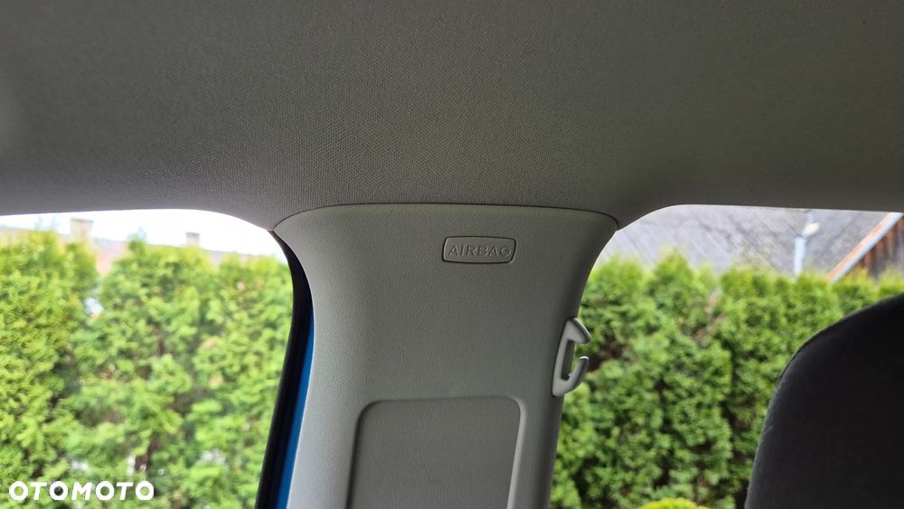 Volkswagen Touran 1.6 TDI DPF Highline - 21