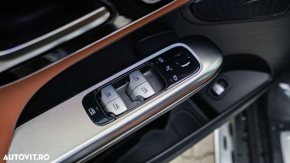 Mercedes-Benz GLC - 11