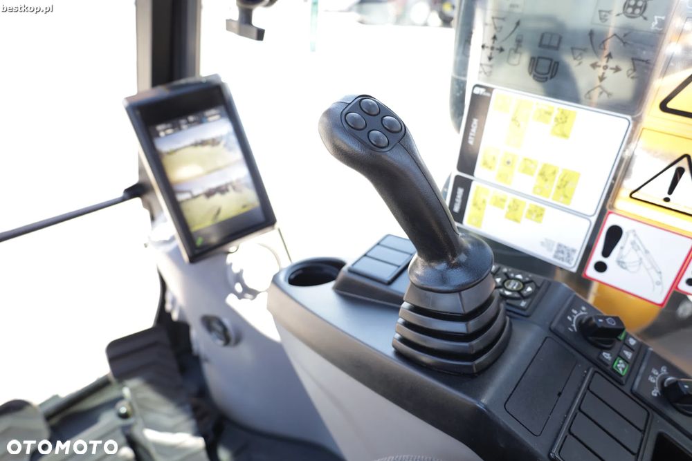 Volvo EC220EL - 27