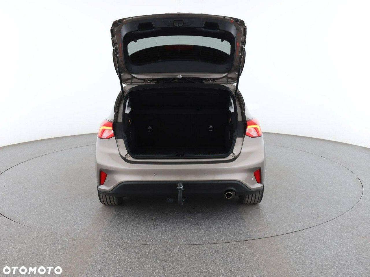 Ford Focus 1.5 EcoBlue Start-Stopp-System TITANIUM - 19