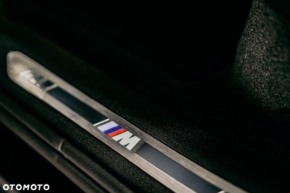 BMW XM PHEV sport - 12