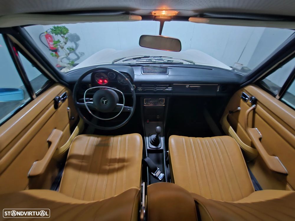 Mercedes-Benz W114/W115 (1968-1974) - 15