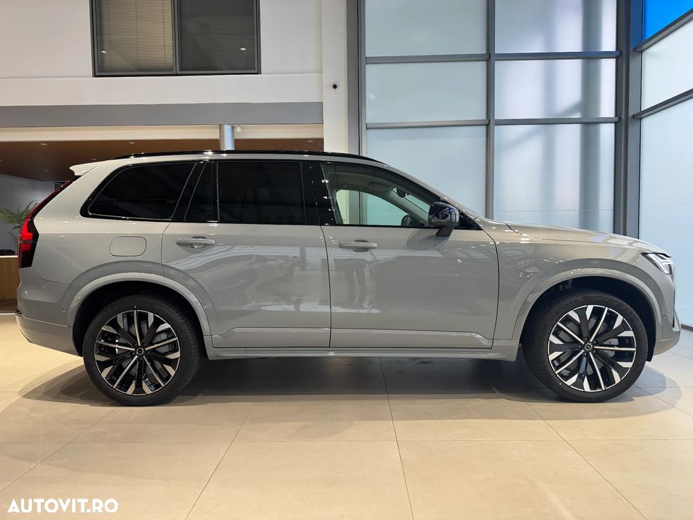 Volvo XC 90 T8 AWD PHEV Plus Dark - 4