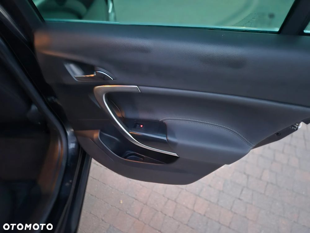 Opel Insignia 2.0 CDTI Design Edition - 29