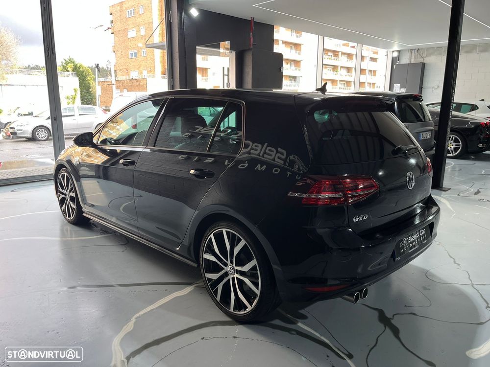 VW Golf 2.0 TDi DPF DSG GTD - 6