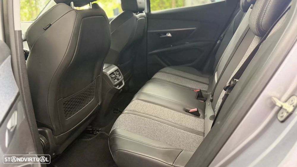 Peugeot 3008 1.2 PureTech Allure - 11