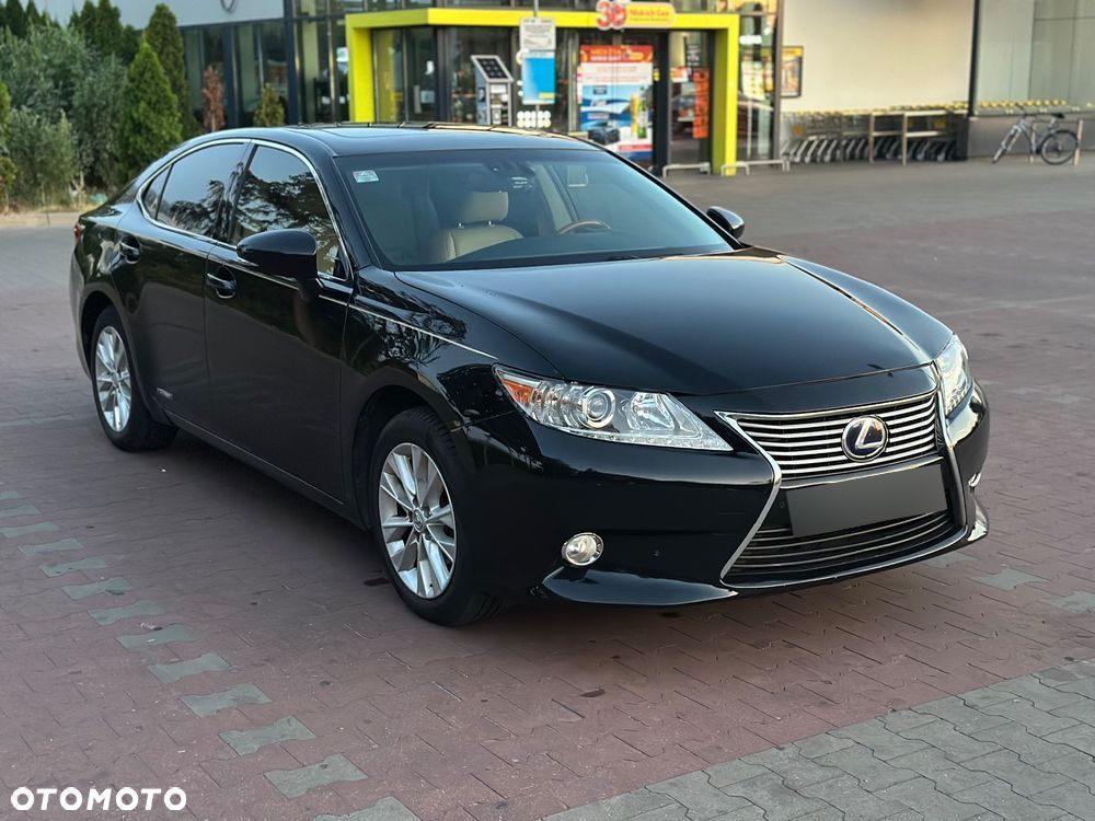 Lexus ES 300h Business Edition - 7