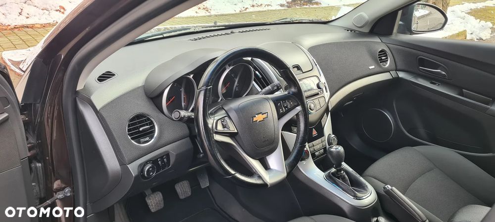 Chevrolet Cruze 1.4T LT+ - 11