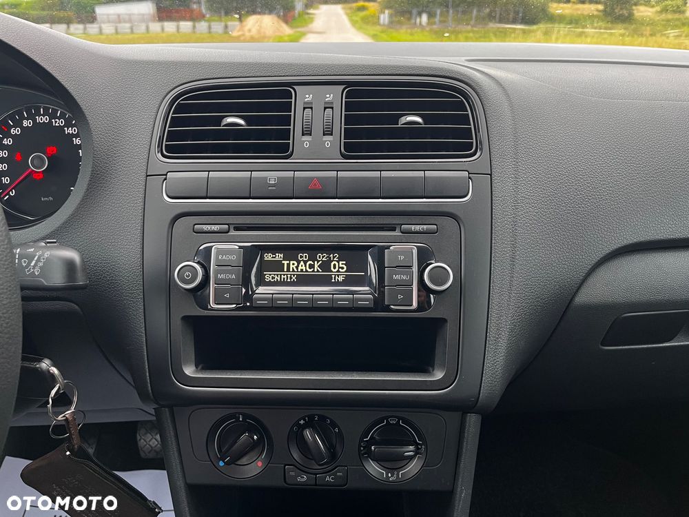 Volkswagen Polo 1.2 12V Comfortline - 31