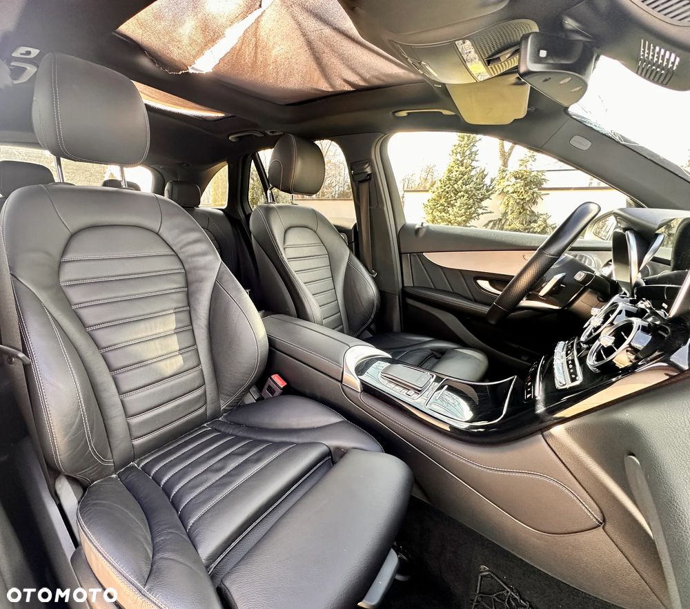 Mercedes-Benz GLC - 23