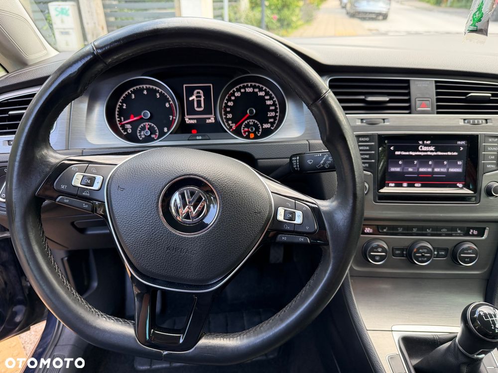 Volkswagen Golf - 19