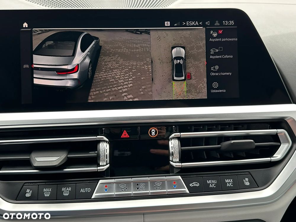 BMW M3 Competition xDrive sport - 32