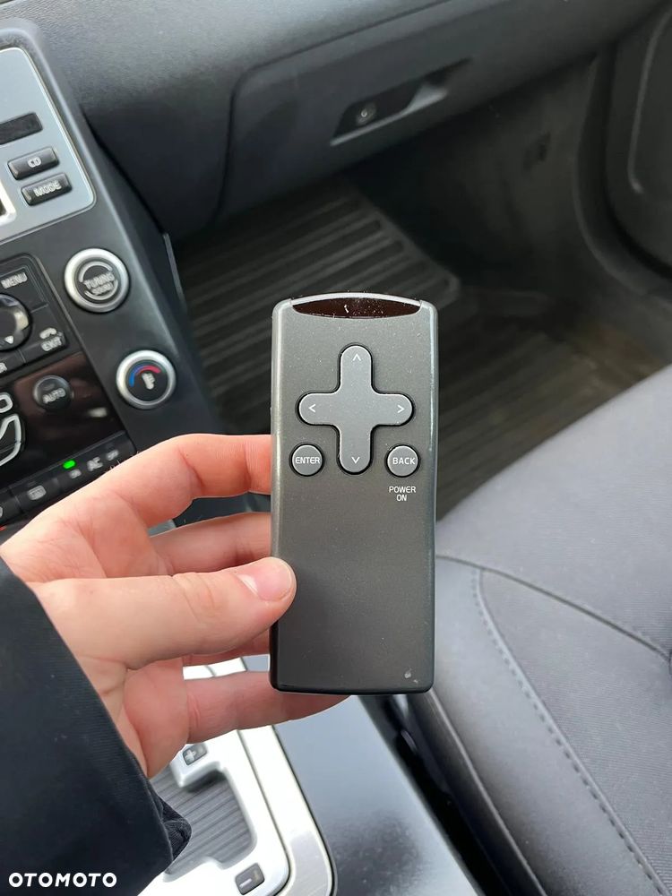 Volvo V70 D5 AWD Kinetic - 12