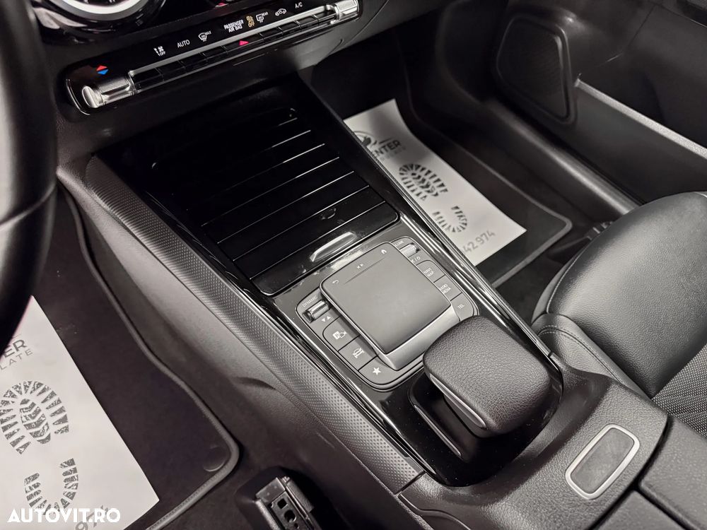 Mercedes-Benz GLA 180 d 8G-DCT Style - 26