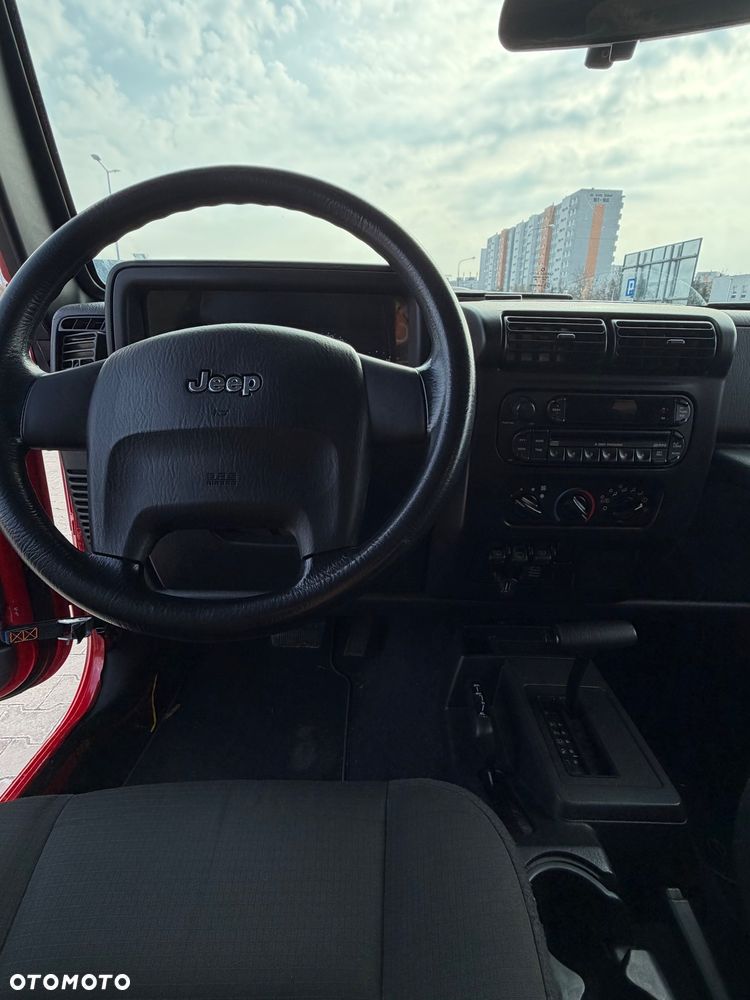 Jeep Wrangler - 15